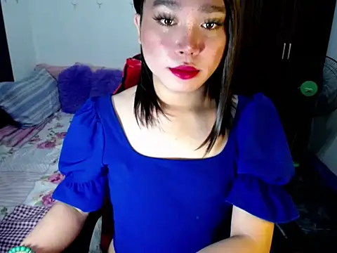 Snapshot of Urassiansweetcummer chatting on 26, 9, 2025 Urassiansweetcummer online show from 26, 9, 2025