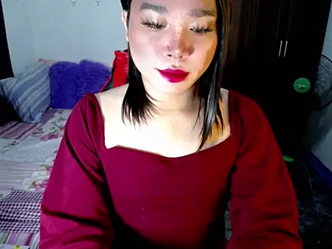 Snapshot of Urassiansweetcummer chatting on 30, 9, 2025 Urassiansweetcummer online show from 30, 9, 2025