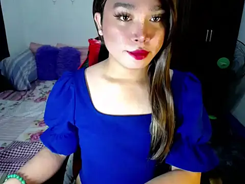 Snapshot of Urassiansweetcummer chatting on 4, 10, 2025 Urassiansweetcummer online show from 4, 10, 2025