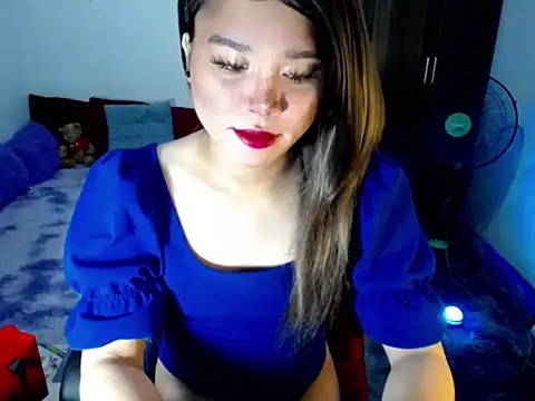 Snapshot of Urassiansweetcummer chatting on 2, 3, 2026 Urassiansweetcummer online show from 2, 3, 2026
