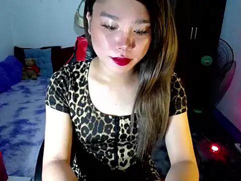Snapshot of Urassiansweetcummer chatting on 15, 3, 2026 Urassiansweetcummer online show from 15, 3, 2026