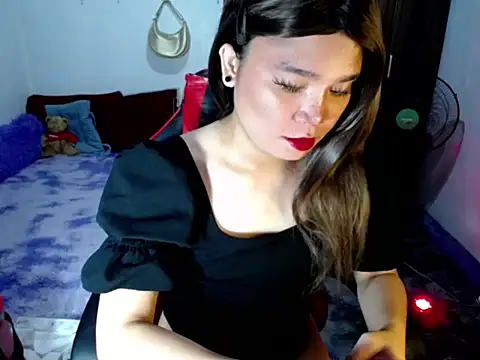Snapshot of Urassiansweetcummer chatting on 17, 3, 2026 Urassiansweetcummer online show from 17, 3, 2026