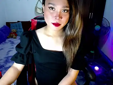 Snapshot of Urassiansweetcummer chatting on 19, 3, 2026 Urassiansweetcummer online show from 19, 3, 2026