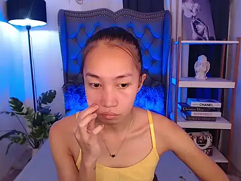 Sweet kittyxx online show from 14, 2, 2026