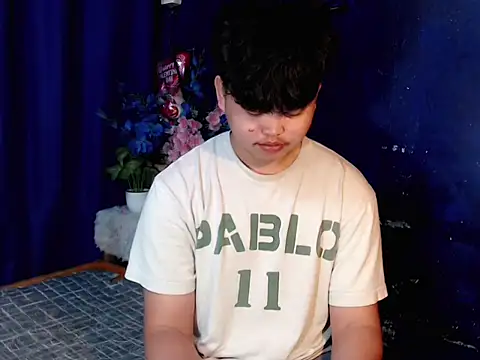 Snapshot of Reynelcock chatting on 9, 2, 2026 Reynelcock online show from 9, 2, 2026