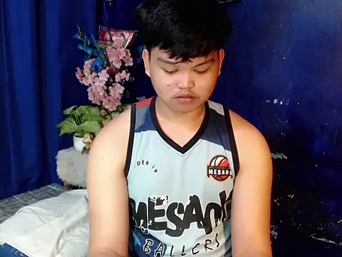 Snapshot of Reynelcock chatting on 2, 3, 2026 Reynelcock online show from 2, 3, 2026