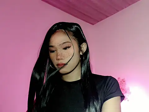 Maxine Sucks online show from 8, 10, 2025