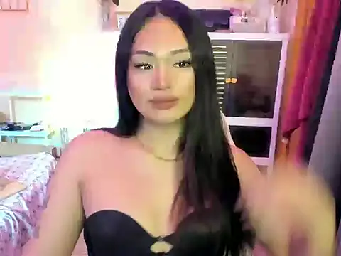 urluscious russel online show from 22, 10, 2025