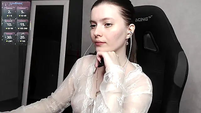 cute elfy  online show from 27, 9, 2025