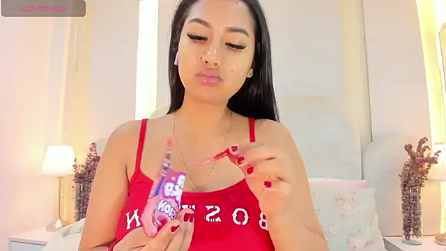 SalomeeBell online show from 3, 10, 2025