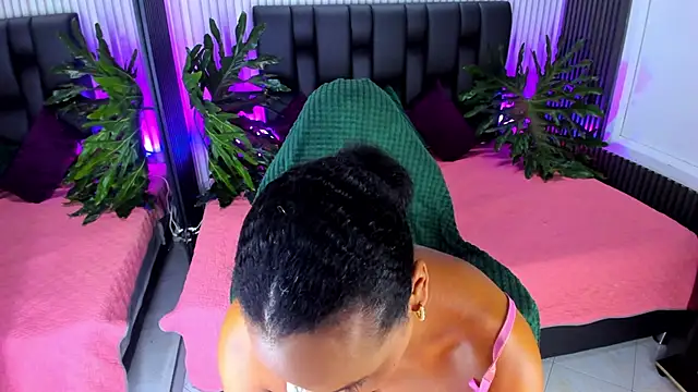 AriebonyBrooke online show from 8, 10, 2025