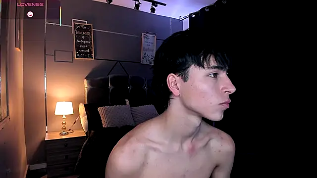 Christopher 77 online show from 13, 9, 2025