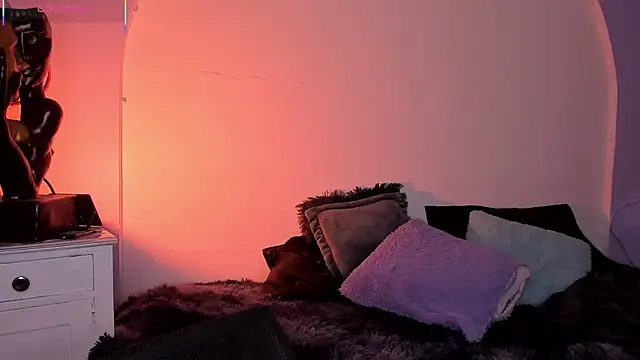 Christopher 77 online show from 23, 9, 2025