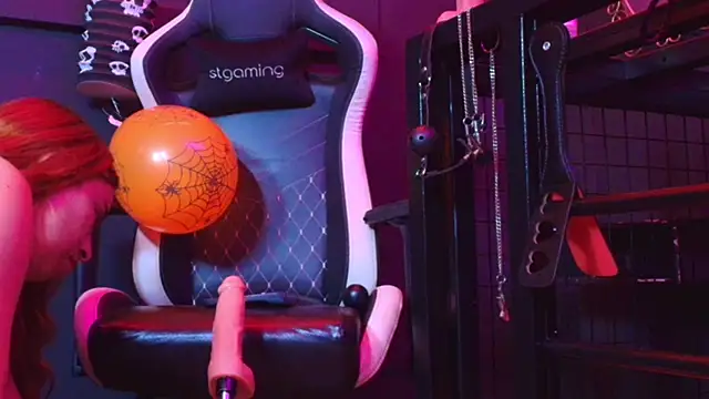 Meghan storm online show from 27, 10, 2025