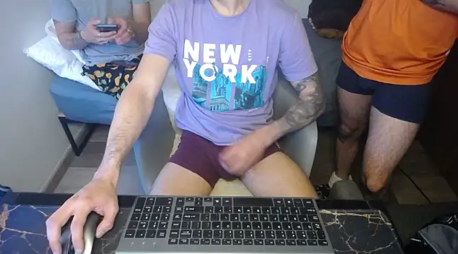 Snapshot of bossking017 chatting on 19, 1, 2025 bossking017 online show from 19, 1, 2025