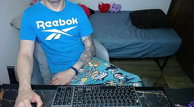 Snapshot of bossking017 chatting on 16, 2, 2025 bossking017 online show from 16, 2, 2025