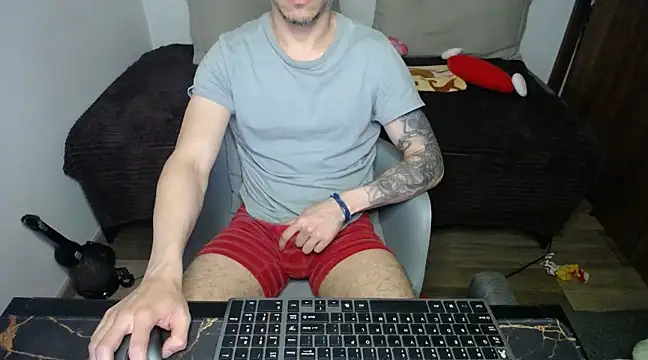 Snapshot of bossking017 chatting on 21, 2, 2025 bossking017 online show from 21, 2, 2025