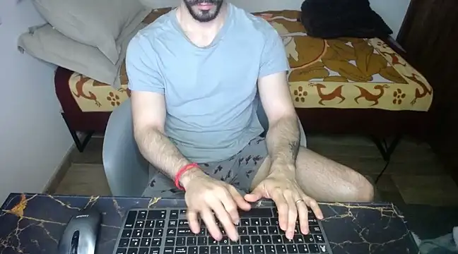 Snapshot of bossking017 chatting on 17, 3, 2025 bossking017 online show from 17, 3, 2025