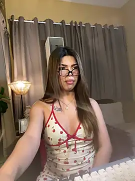 Nyxie luxx online show from 29, 4, 2026