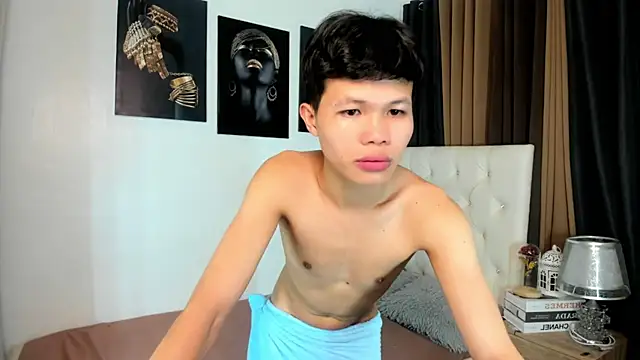 crazyasiantwink online show from 12, 10, 2025