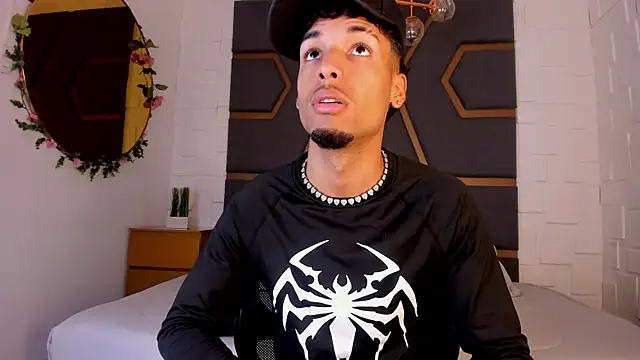 Thiagoferreti online show from 24, 11, 2025