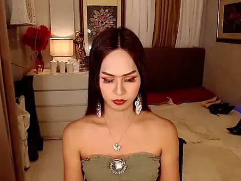 Snapshot of Nathalieheartt chatting on 3, 2, 2026 Nathalieheartt online show from 3, 2, 2026