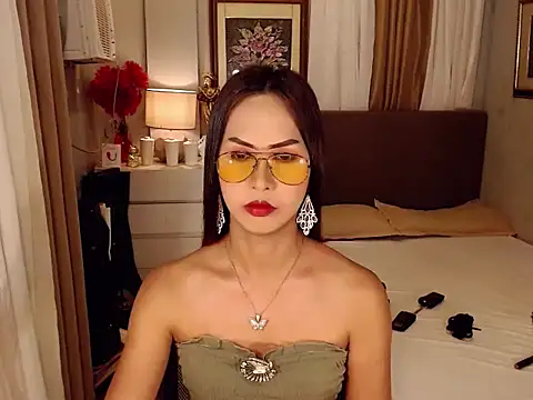 Snapshot of Nathalieheartt chatting on 27, 2, 2026 Nathalieheartt online show from 27, 2, 2026