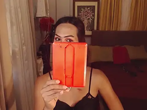 Snapshot of Nathalieheartt chatting on 21, 4, 2026 Nathalieheartt online show from 21, 4, 2026