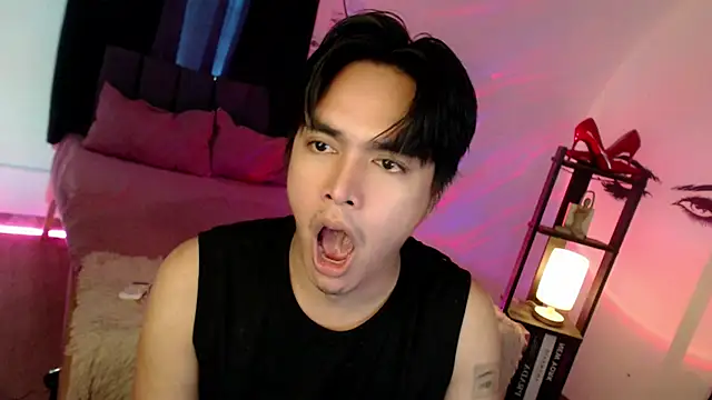 Snapshot of JakeXolsen chatting on 13, 10, 2025 JakeXolsen online show from 13, 10, 2025