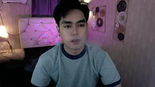 Snapshot of JakeXolsen chatting on 8, 11, 2025 JakeXolsen online show from 8, 11, 2025