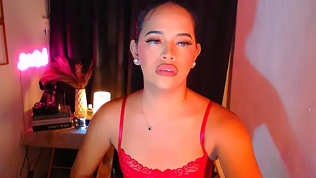 Lorainnelustts online show from 29, 11, 2025