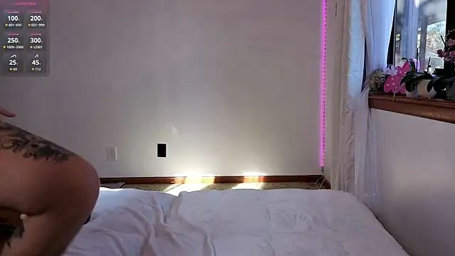 dustbunni0414 online show from 17, 4, 2026