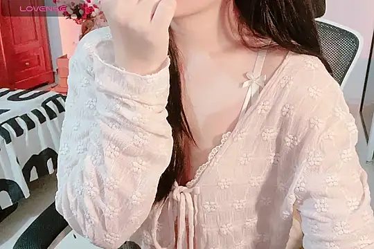    Daisy    online show from 17, 10, 2025