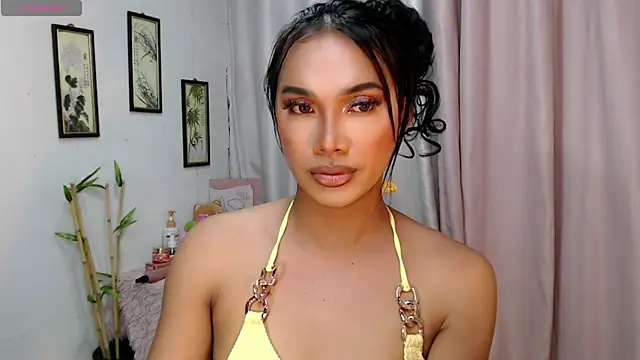 Snapshot of Herbielustts chatting on 20, 12, 2025 Herbielustts online show from 20, 12, 2025