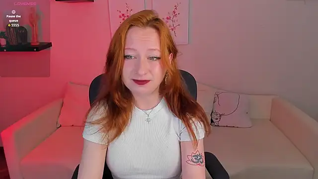 Snapshot of Violet_Griffen chatting on 25, 5, 2026 Violet Griffen online show from 25, 5, 2026