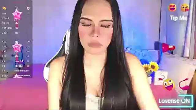 TssluttyNikka online show from 12, 4, 2026