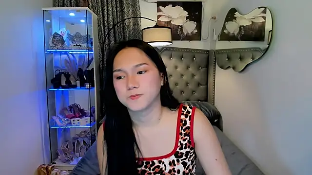 bigcockvenice online show from 18, 11, 2025