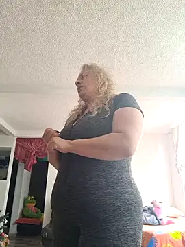 sofiacurvy 45 online show from 5, 12, 2025