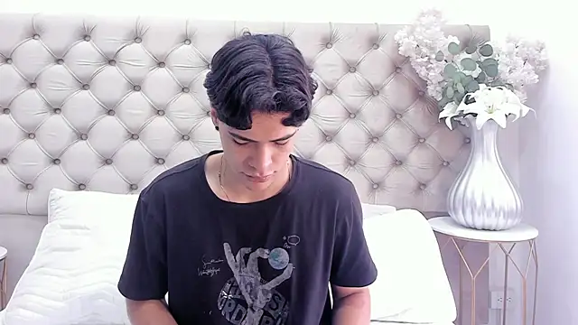 Snapshot of BenitoSaenz chatting on 21, 9, 2025 BenitoSaenz online show from 21, 9, 2025