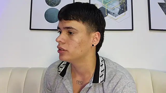 BenitoSaenz online show from 10, 4, 2026