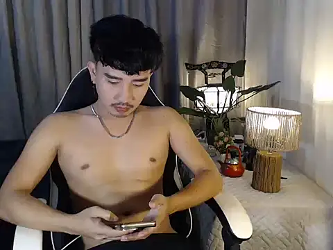 cute richard24 online show from 18, 12, 2025