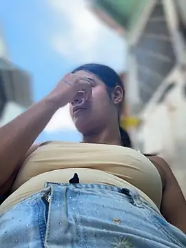 Snapshot of Kaily_Sweet16 chatting on 8, 4, 2026 Kaily Sweet16 online show from 8, 4, 2026