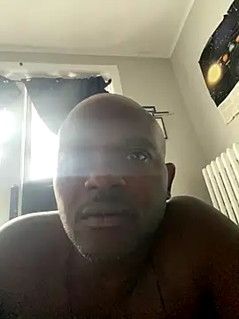 Snapshot of JezOne555 chatting on 15, 10, 2025 JezOne555 online show from 15, 10, 2025