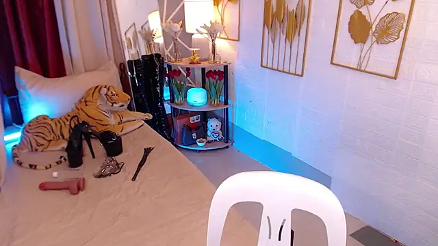 Snapshot of HorseCockIvy chatting on 14, 10, 2025 HorseCockIvy online show from 14, 10, 2025