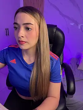 KYLIE JONES6 online show from 24, 6, 2026