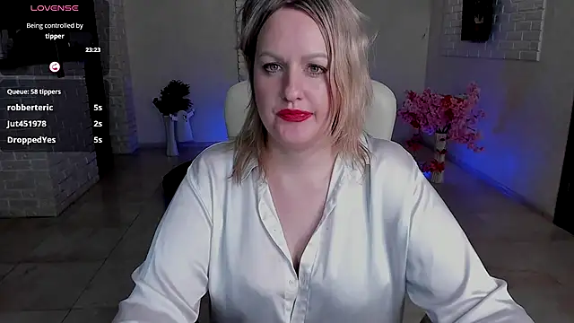 MariemLui online show from 20, 11, 2025