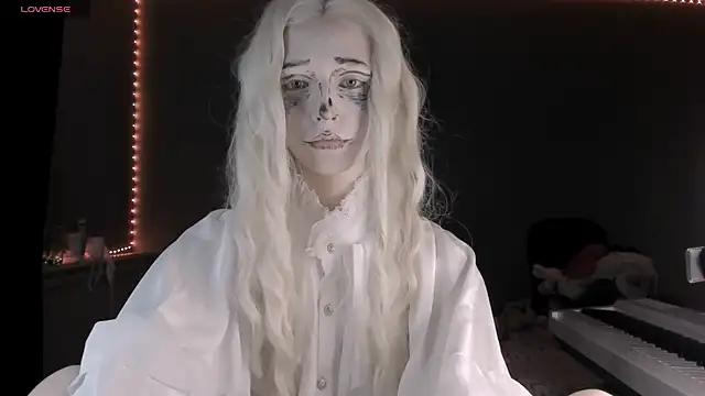 MelissaReis online show from 1, 11, 2025