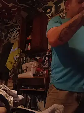 Twoslipperywhenwett online show from 10, 11, 2025