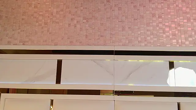 ambar rosse25 online show from 2, 12, 2025