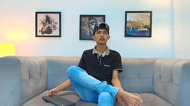 PRETTY SEX1 online show from 12, 1, 2026